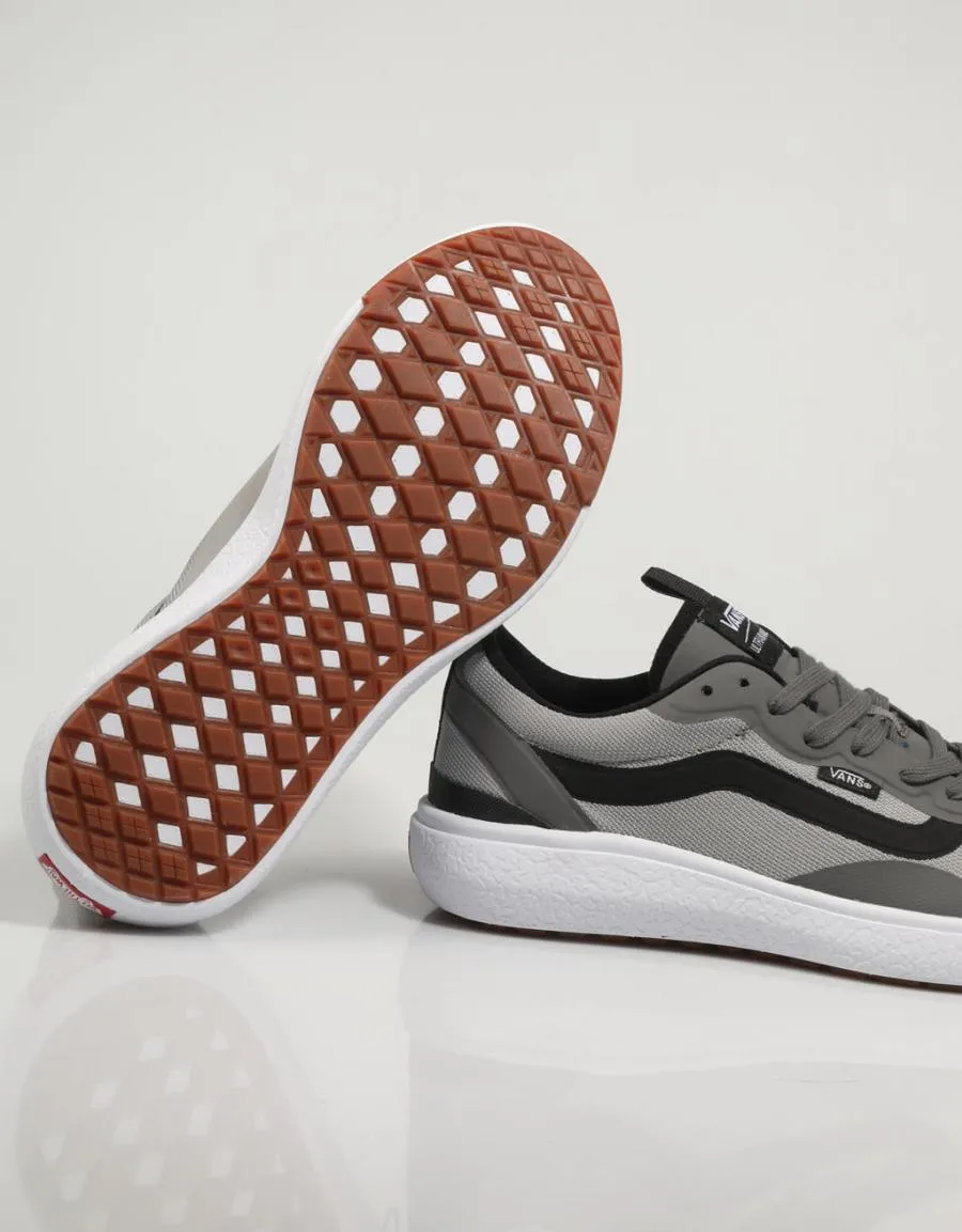  baskets VANS Ua Ultrarange Exo en Gris 80197