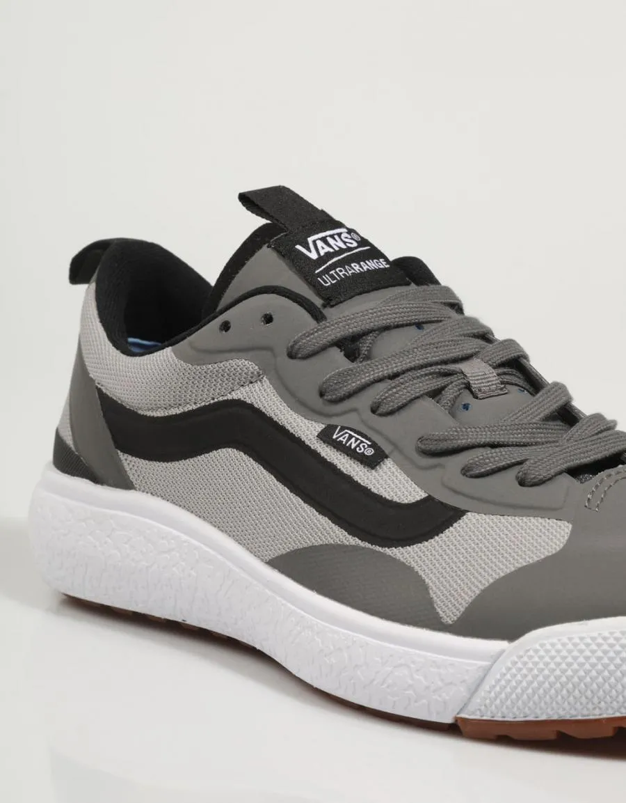  baskets VANS Ua Ultrarange Exo en Gris 80197