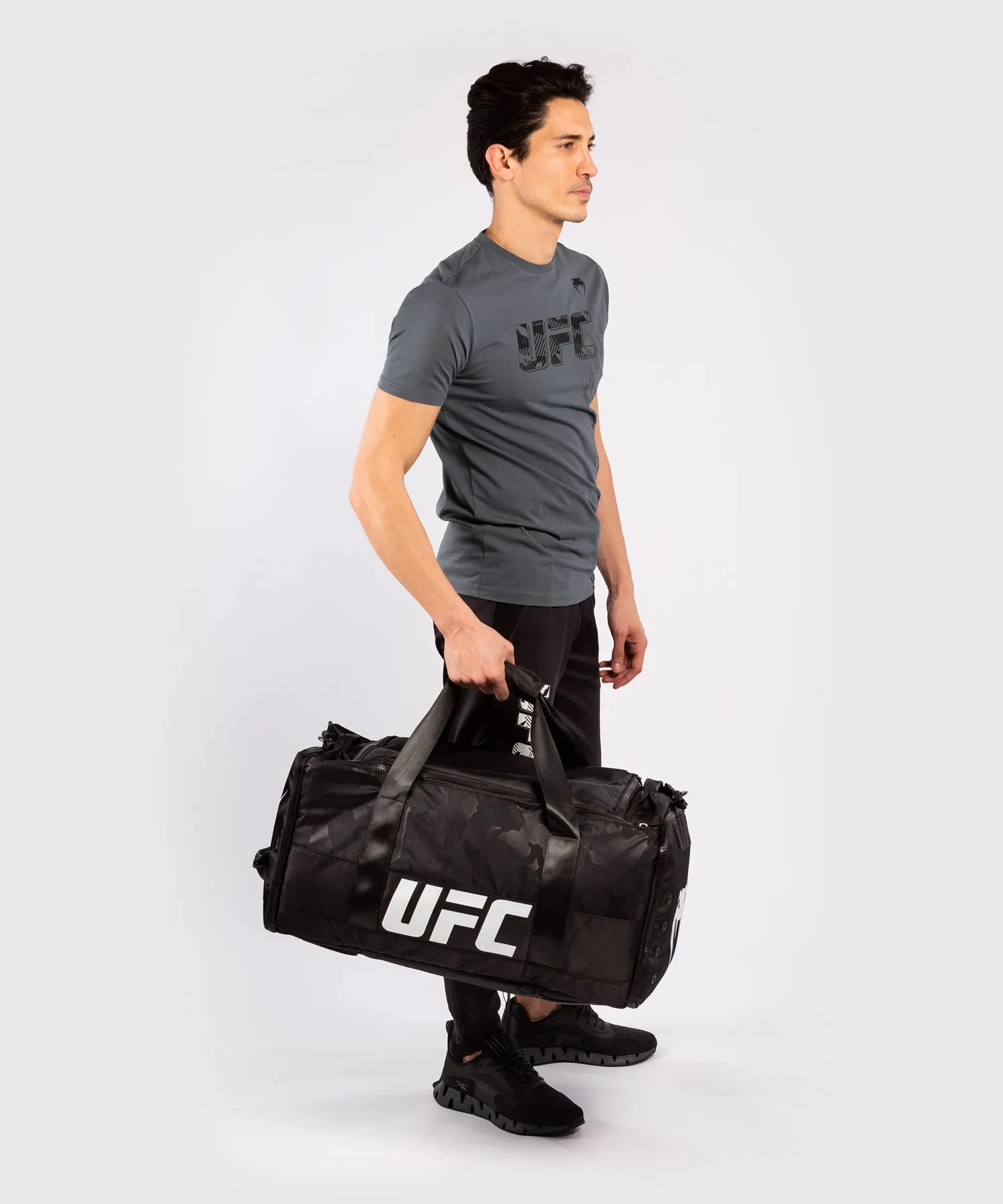 Bolso De Deportes UFC Venum Authentic Fight Week