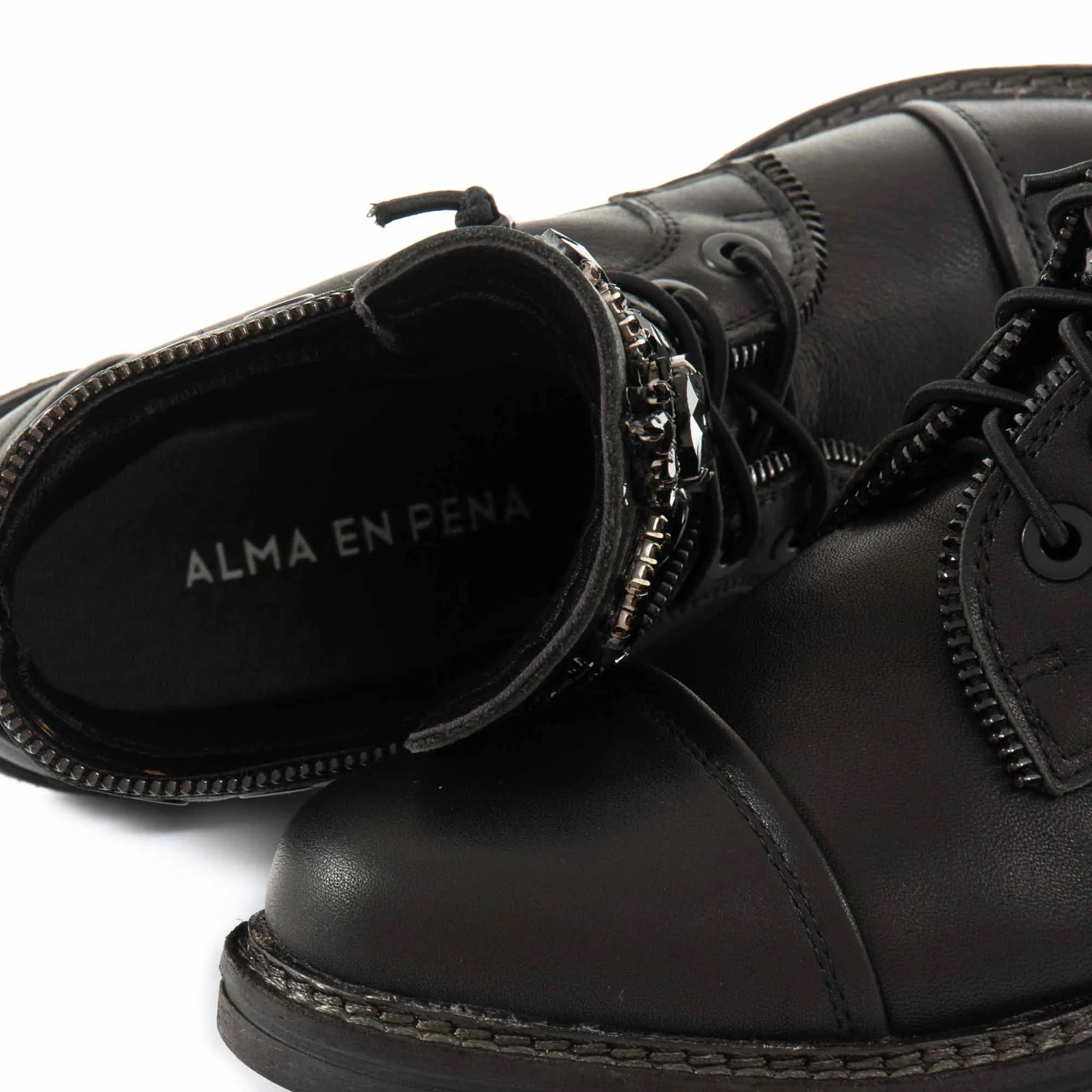 Botas ALMA EN PENA Black I23600