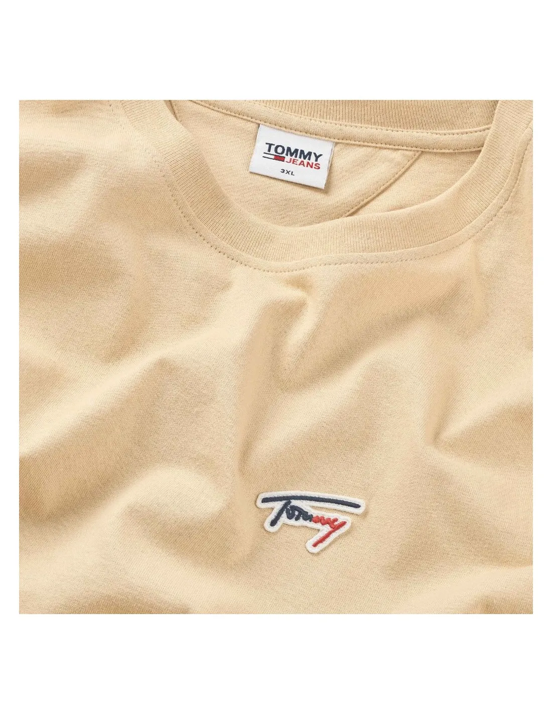 Camiseta plus clásica con logo distintivo de Tommy Jeans