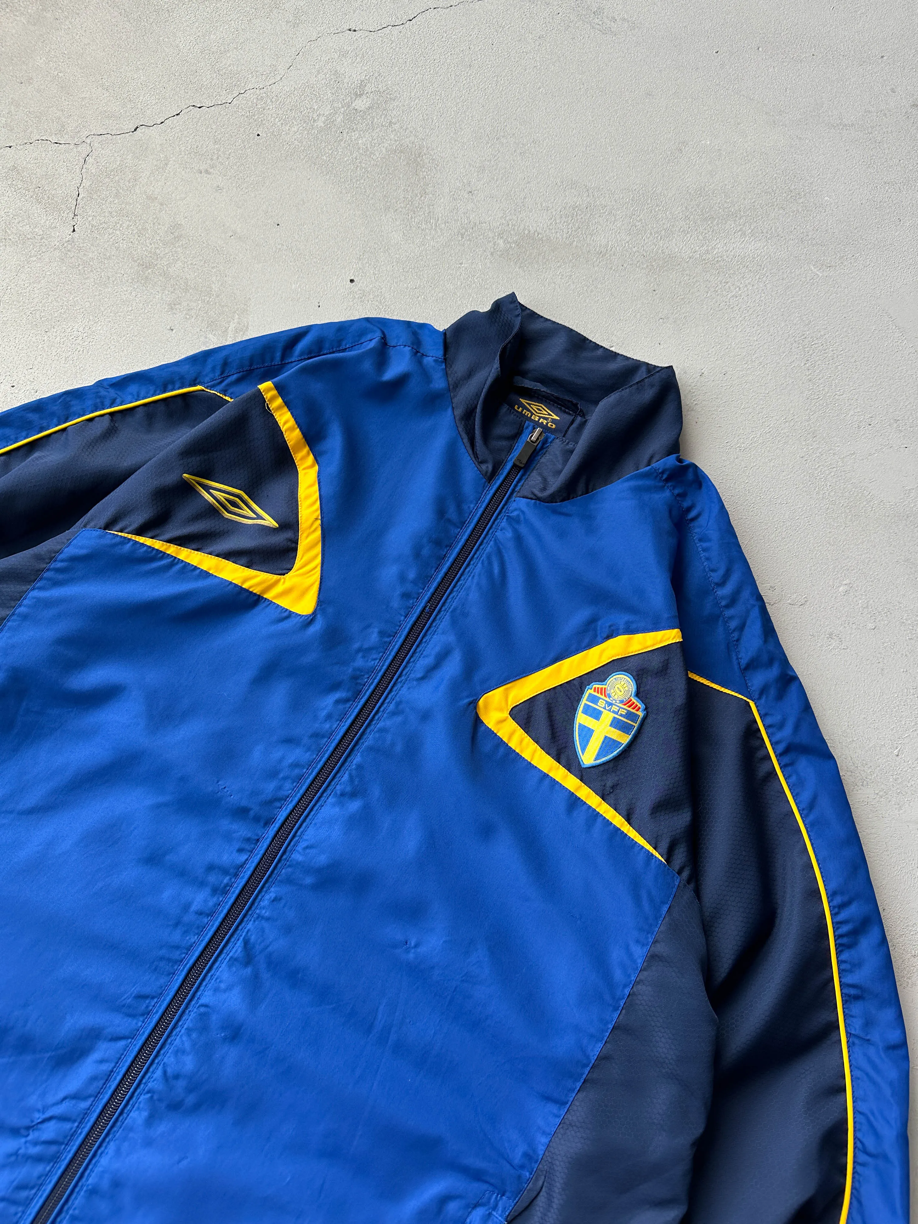 Chaqueta Umbro Suecia vintage 00s