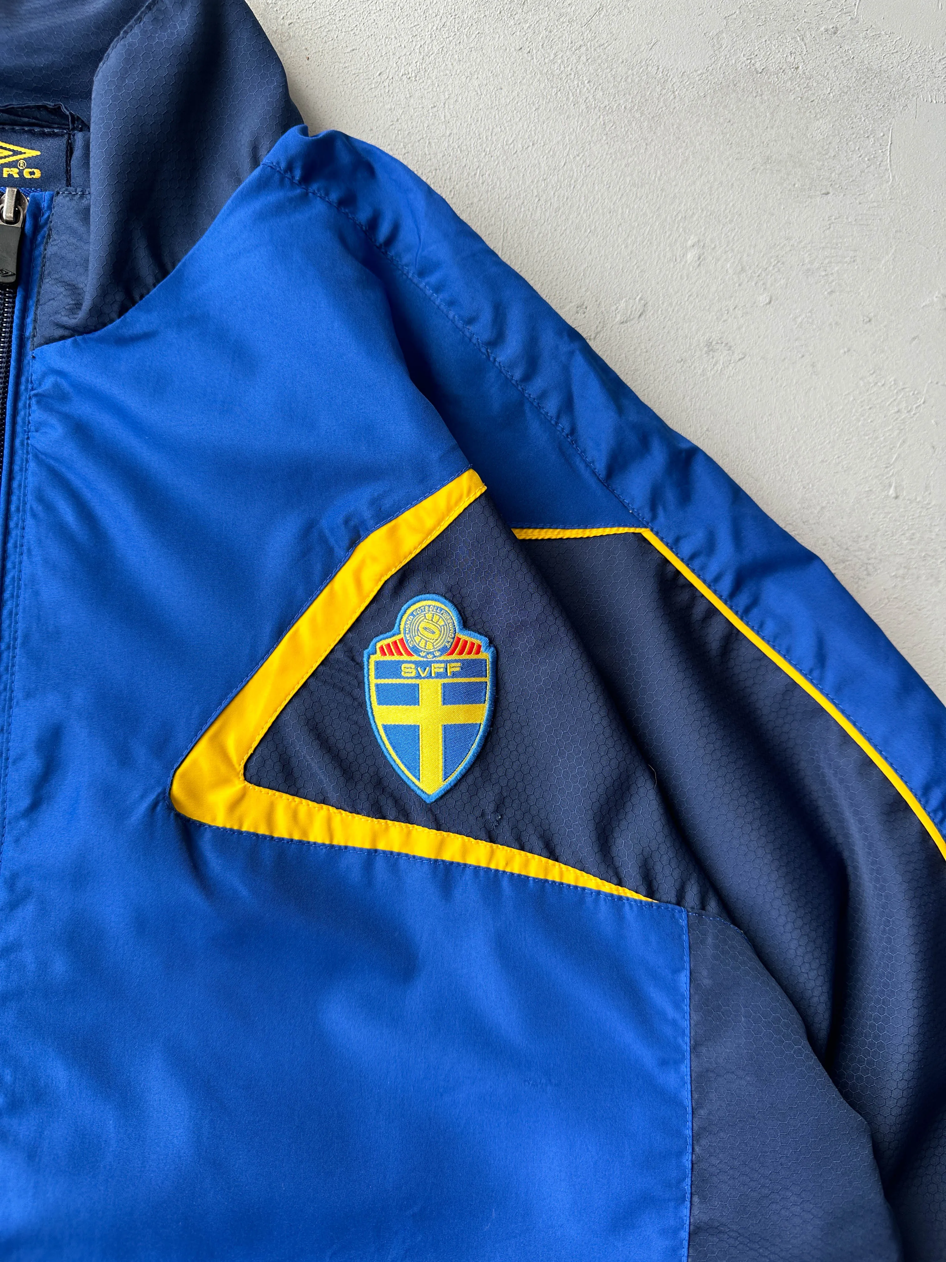 Chaqueta Umbro Suecia vintage 00s