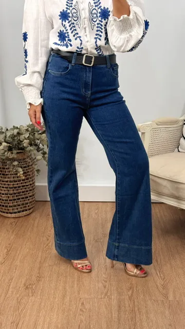 Jeans con cinturón