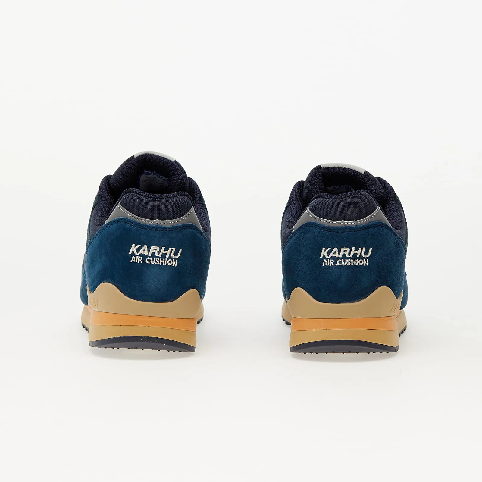 Karhu Synchron Classic Reflecting Pond/ Deep Lagoon