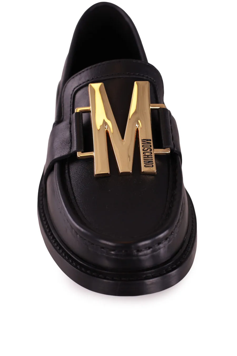 Mocasines negros con logo dorado