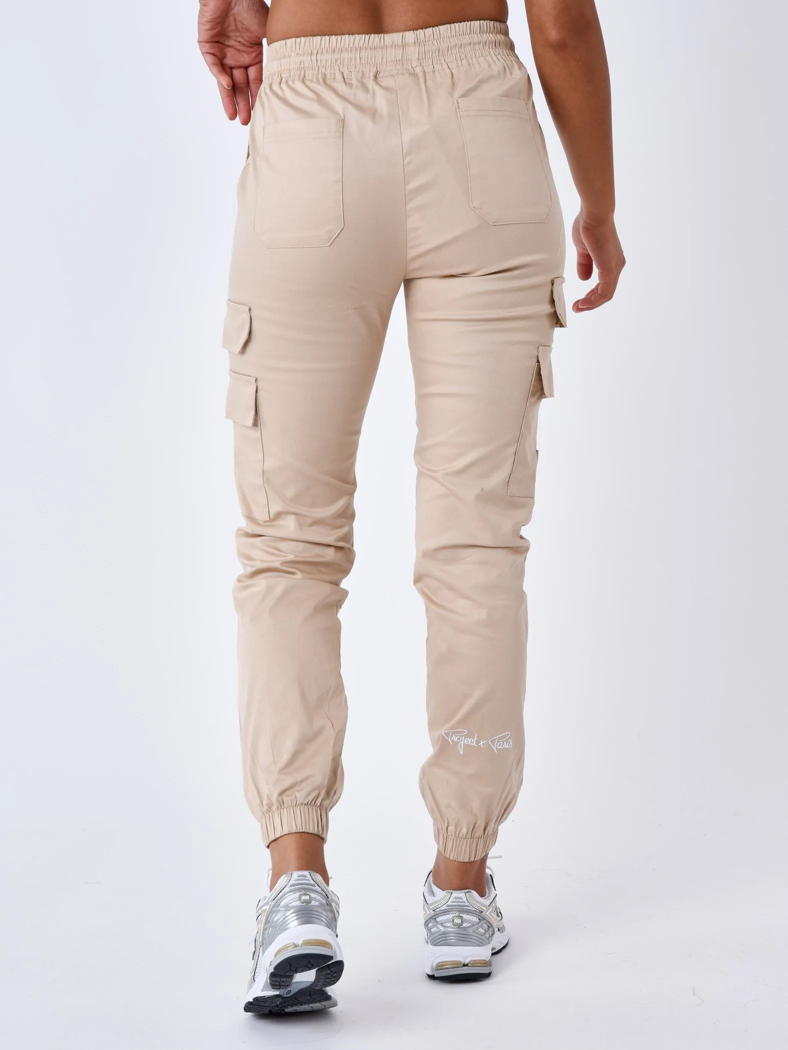 Pantalones multibolsillos