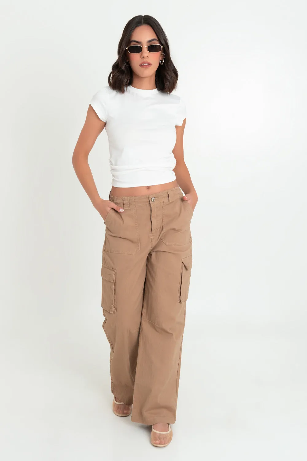 Pantalón cargo wide leg fit de cintura alta