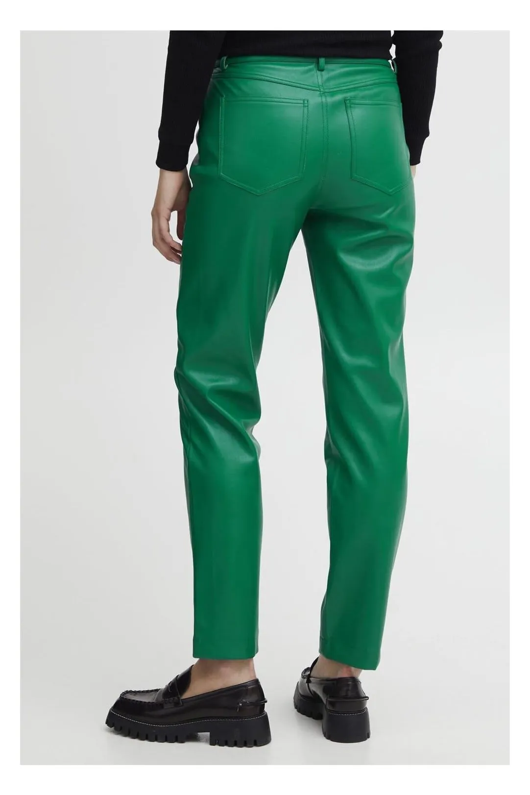 Pantalón efecto piel Bydafany verde