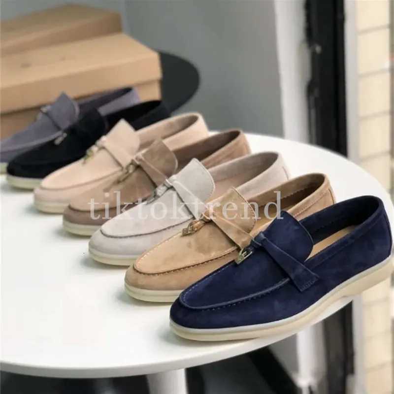 Summer Walk Charms Lofa Slipper Sandalias de gamuza real Molés para hombres Macarrón zapatos de cuero Slip on Flats Mujeres Dise