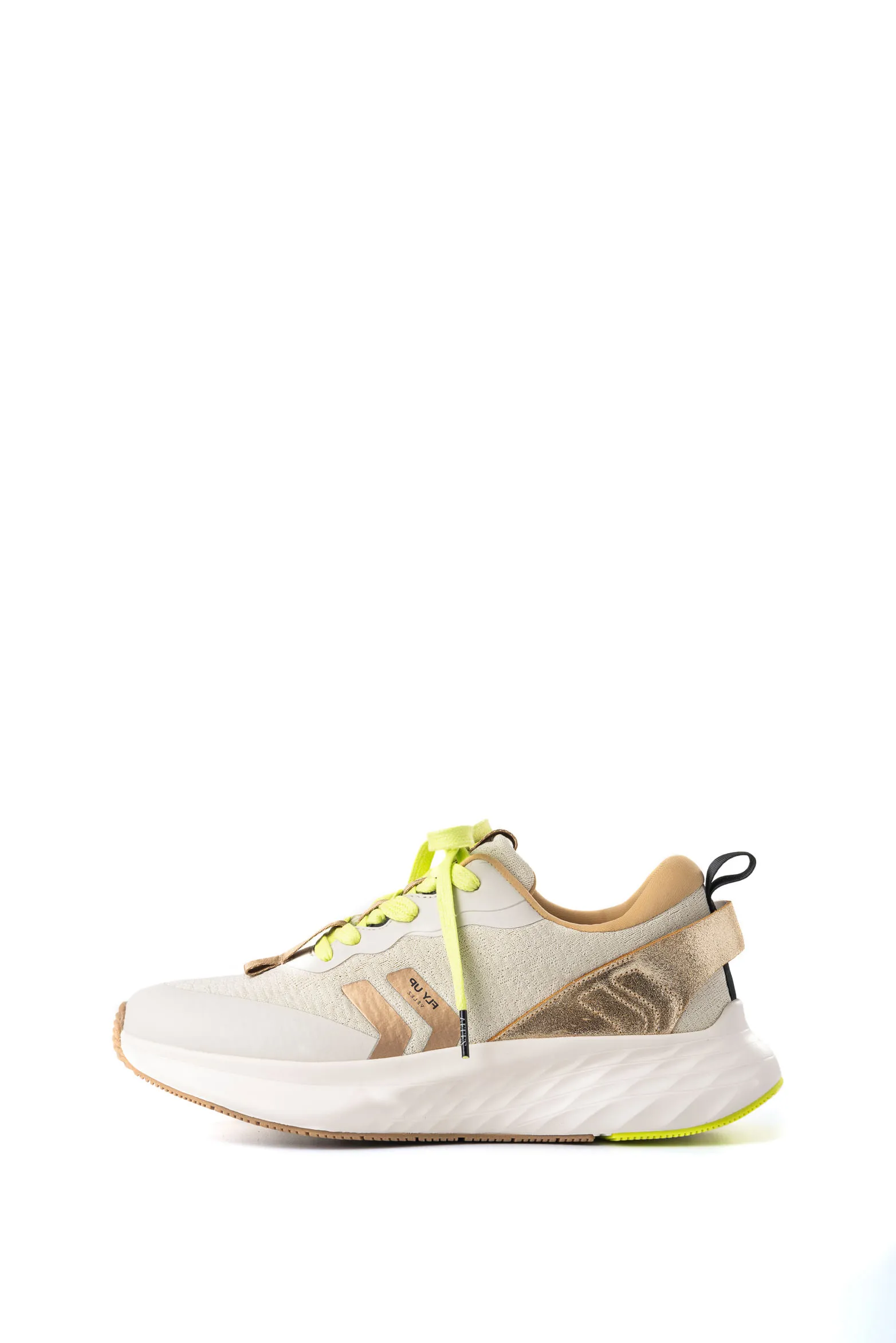 Tenis Fly Up Spirited en textil y cuero para mujer silueta liviana