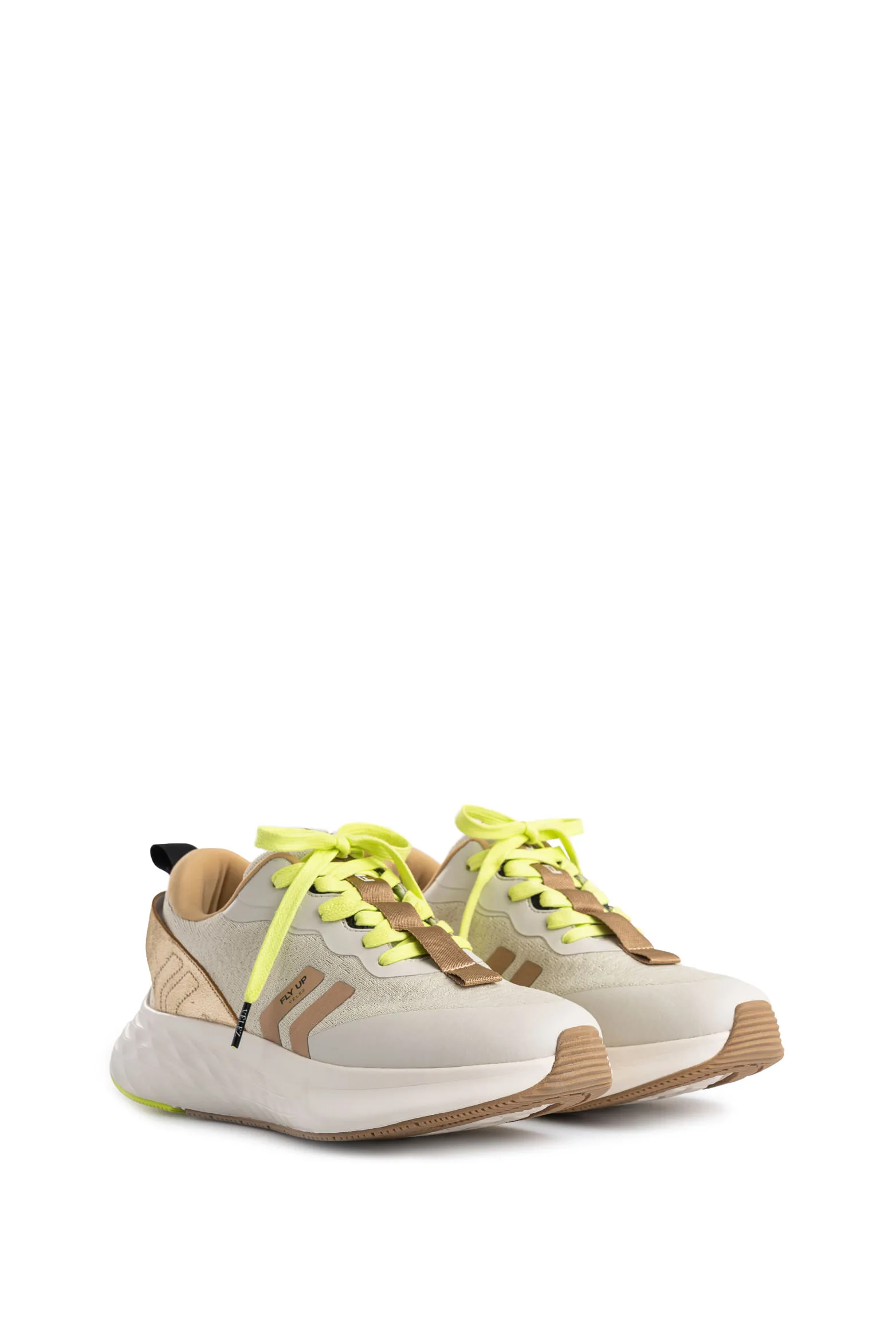 Tenis Fly Up Spirited en textil y cuero para mujer silueta liviana