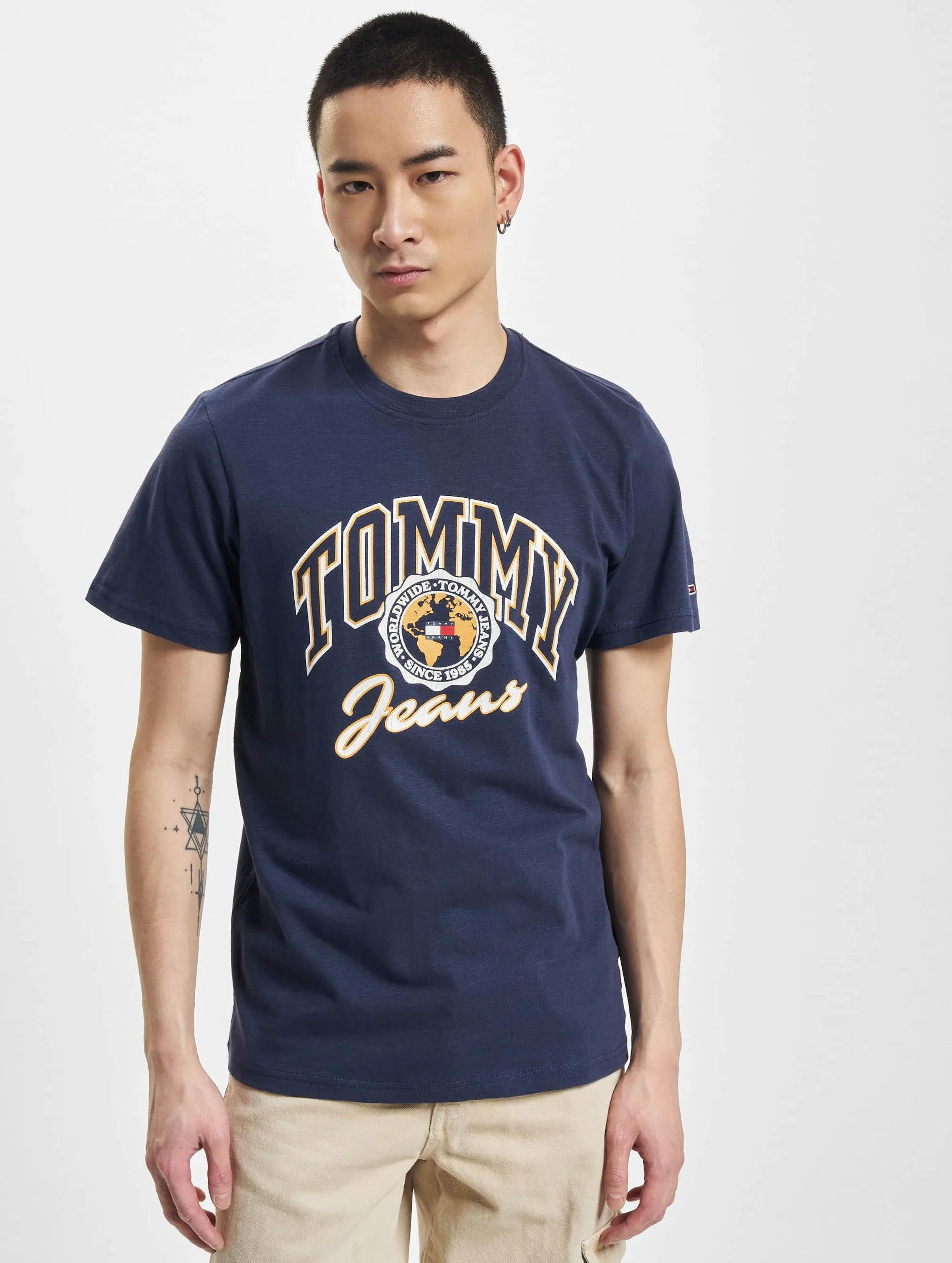 Tommy Jeans Bold College Graphic