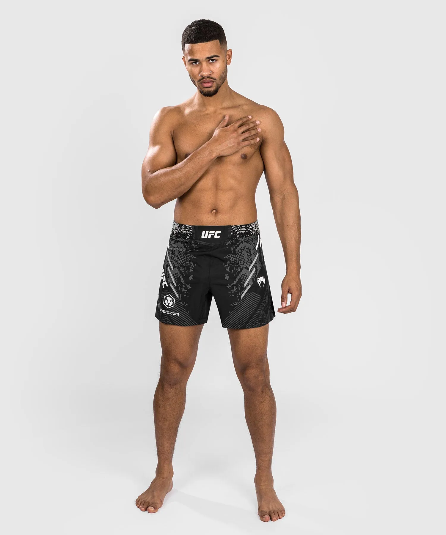 UFC Adrenaline by Venum Personalized Authentic Fight Night Pantalón Corto de Lucha para Hombre - Corte Corto – Negro